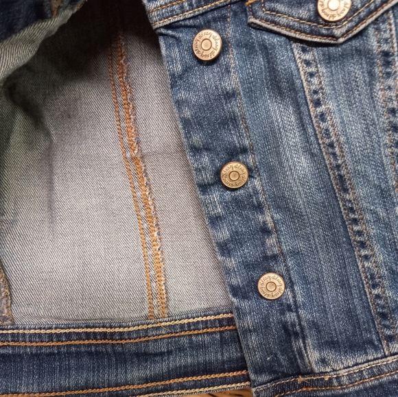 Old Navy Girls Jean Jacket Size XS/TP Blue Denim Medium Wash - Picture 3 of 4